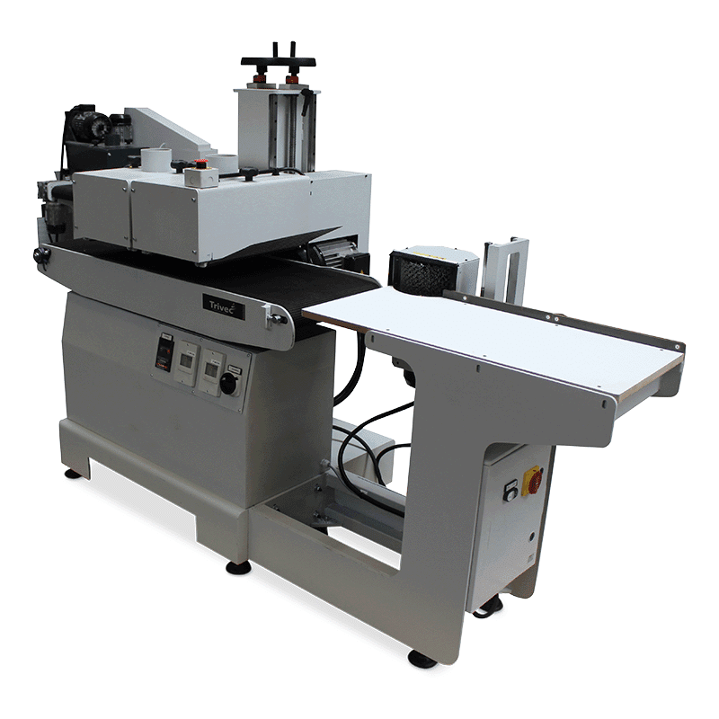 Brushing machine with sidebrush